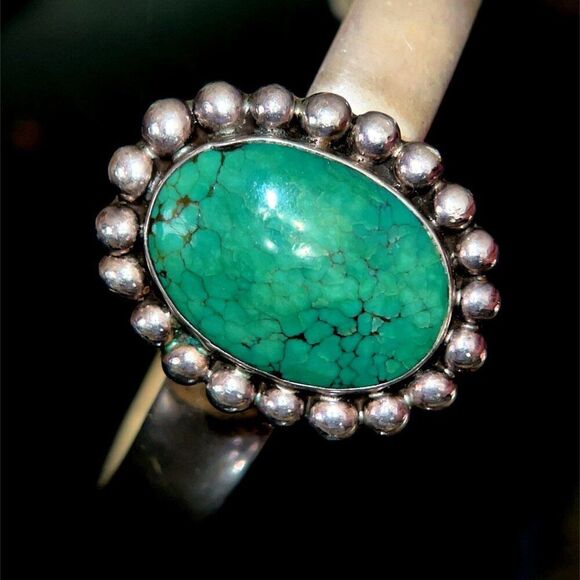 Sterling Silver Green Turquoise Flower Shaped Cuff - Picture 7 of 11